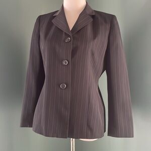 Paints suit black  , light blue stripes size 8p and 8